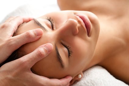 Therapie durch manuelle Massage