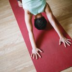 Die Auswahl der Yogamatte ist sehr wichtig. Das sollten Sie beachten.